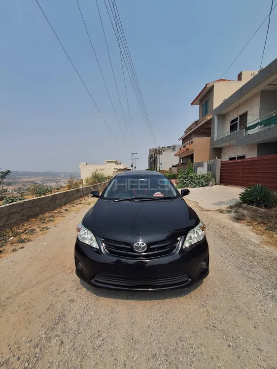 Toyota Corolla 2013 for Sale in Islamabad Image-1