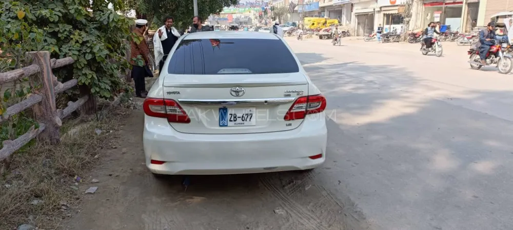 Toyota Corolla 2012 for Sale in Islamabad Image-1