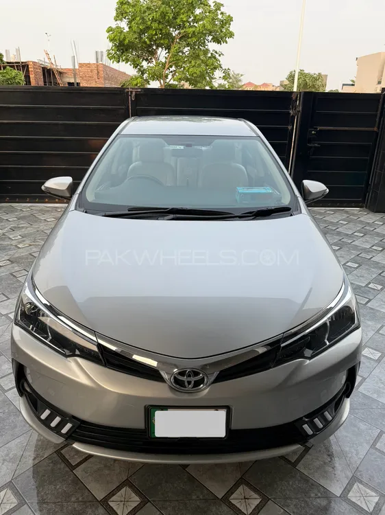 Toyota Corolla 2018 for Sale in Lahore Image-1