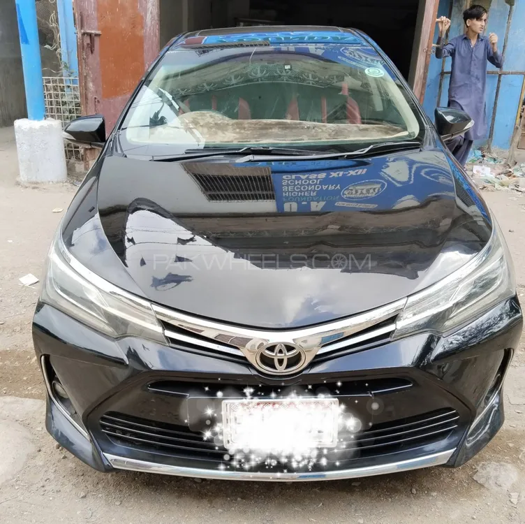 Toyota Corolla 2016 for Sale in Karachi Image-1