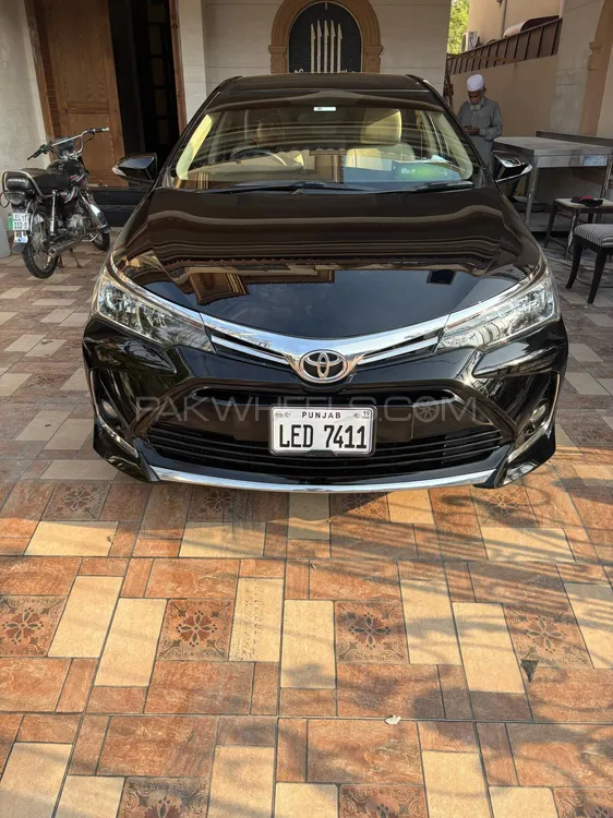 Toyota Corolla 2019 for Sale in Lahore Image-1