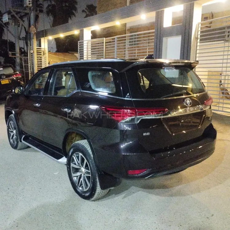 Toyota Fortuner 2018 for Sale in Karachi Image-1