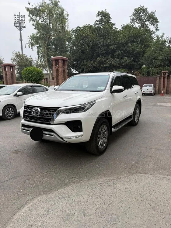 Toyota Fortuner 2021 for Sale in Faisalabad Image-1