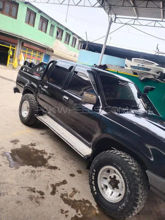 Toyota Hilux 1992 for Sale in Peshawar Image-1