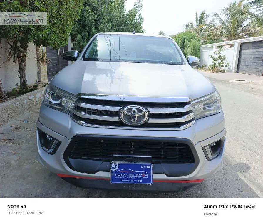 Toyota Hilux 2019 for Sale in Karachi Image-1