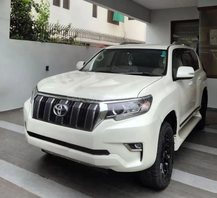 Toyota Prado 2011 for Sale in Islamabad Image-1