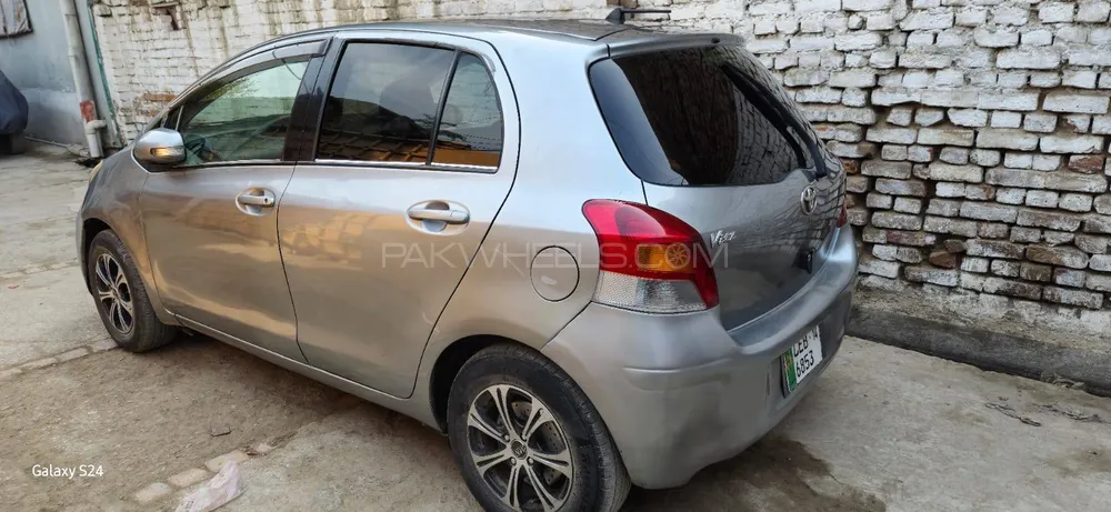 Toyota Vitz 2008 for Sale in Peshawar Image-1