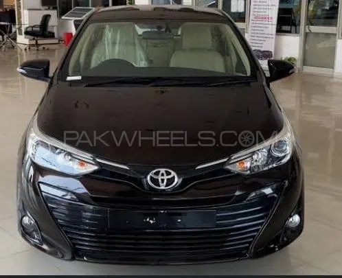 Toyota Yaris Sedan 2023 for Sale in Karachi Image-1