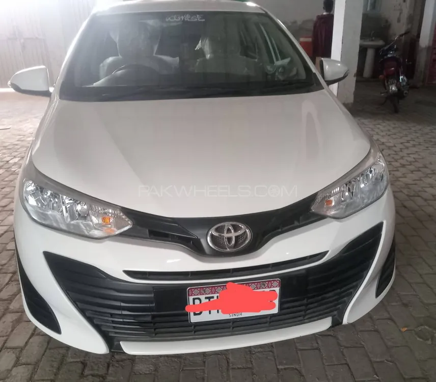 Toyota Yaris Sedan 2021 for Sale in Rahim Yar Khan Image-1