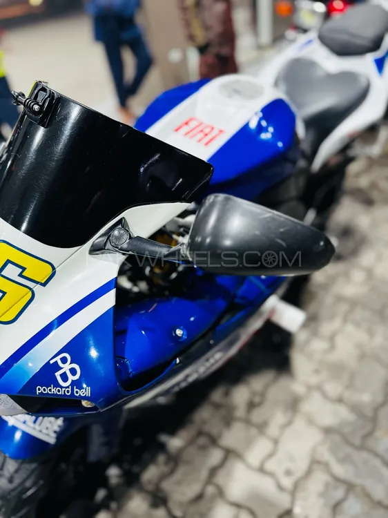 Yamaha YZF-R1 2010 for Sale Image-1