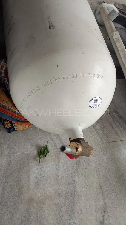 CNG cylinder Image-1