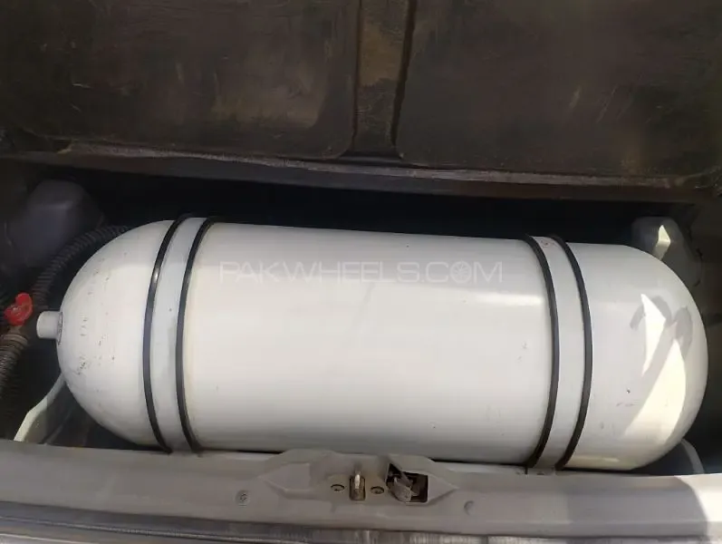 Cultus CNG Cylinder with kit company fitted  Image-1