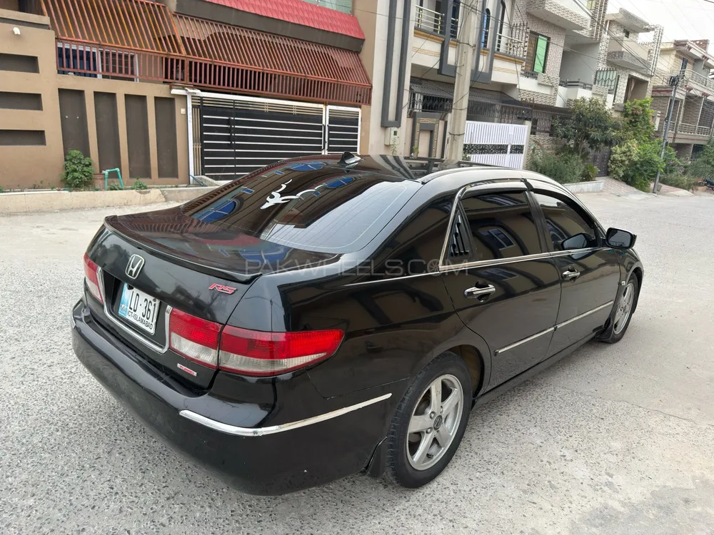 Honda Accord 2005 for Sale in Islamabad Image-1