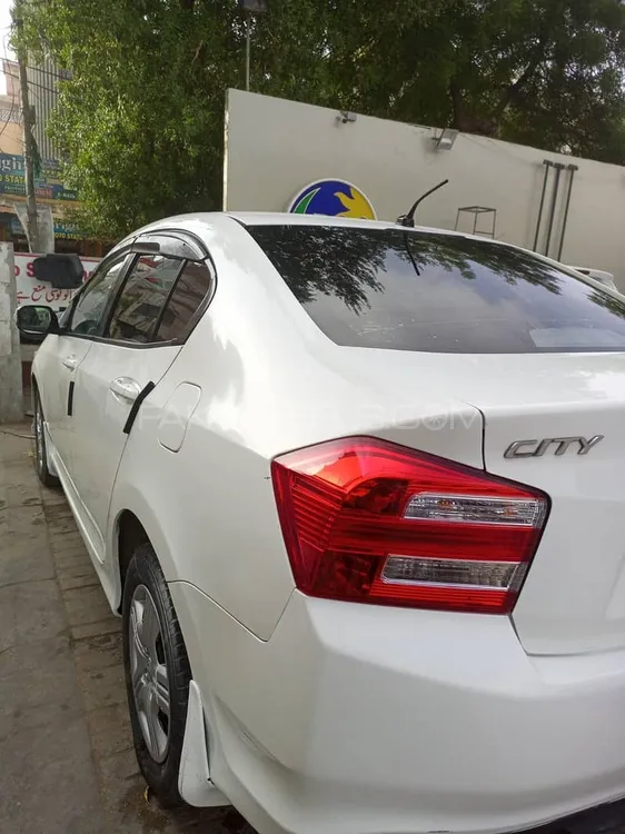 Honda City 2015 for Sale in Karachi Image-1