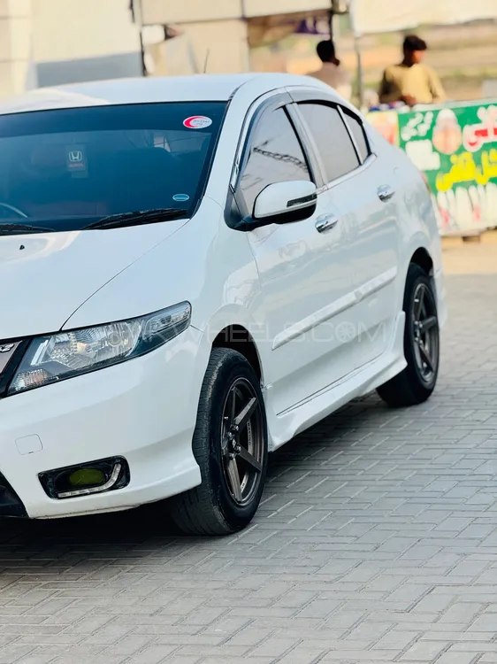 Honda City 2018 for Sale in Muzaffar Gargh Image-1