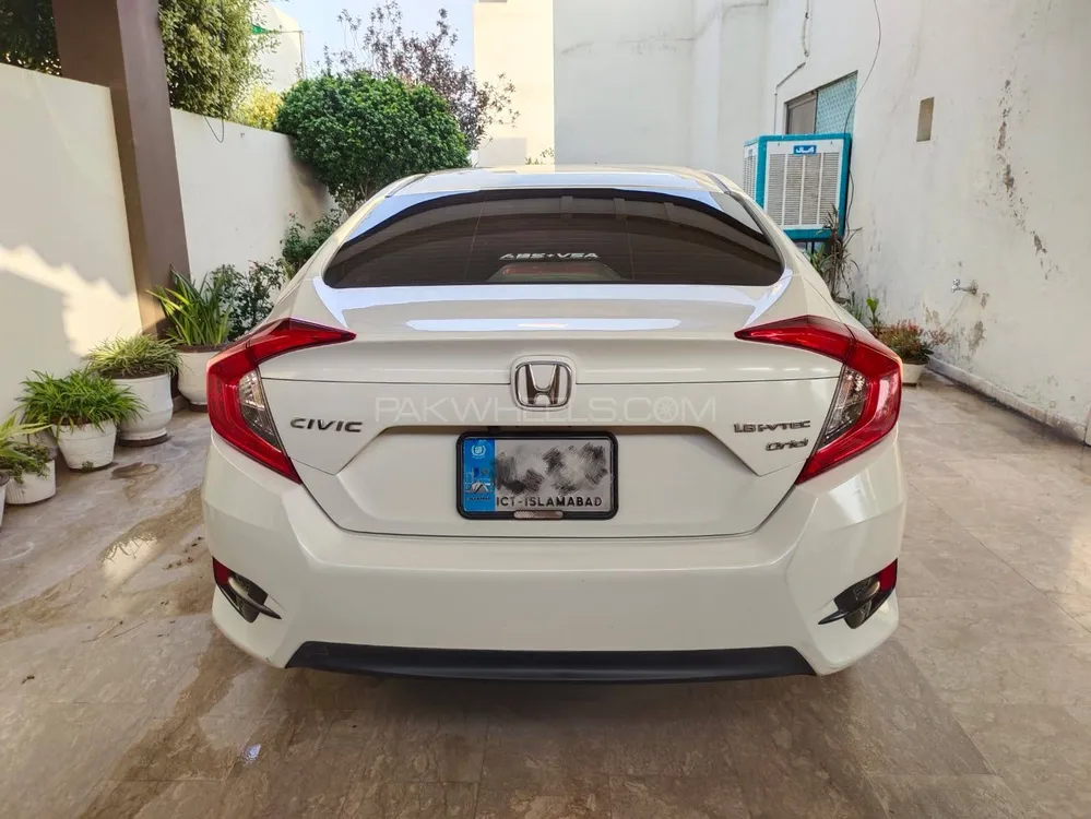Honda Civic 2018 for Sale in Islamabad Image-1