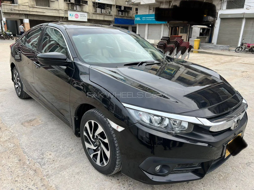 ہونڈا سوک 2018 for Sale in کراچی Image-1