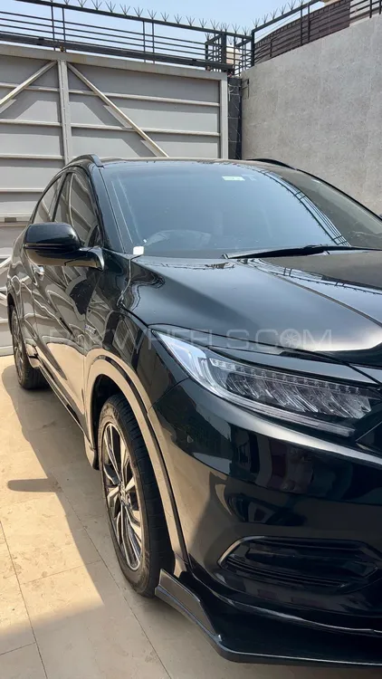 Honda Vezel 2014 for Sale in Peshawar Image-1