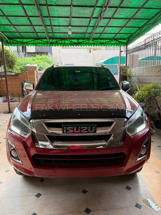ازوزو ڈی-میکس 2019 for Sale in لاہور Image-1