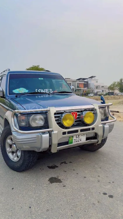Mitsubishi Pajero 1993 for Sale in Lahore Image-1