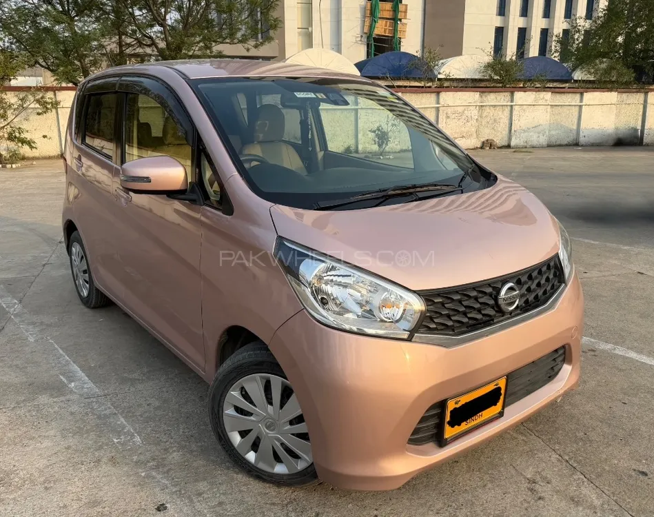 Nissan Dayz 2015 for Sale in Islamabad Image-1