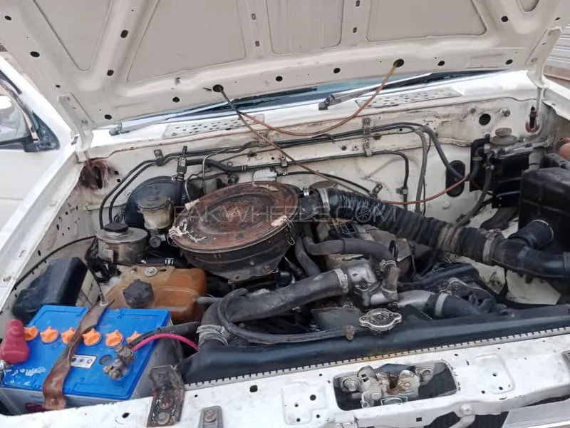 Nissan Pickup 1998 for Sale in Quetta Image-1