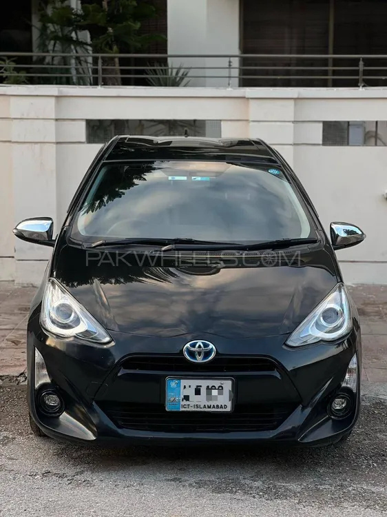 Toyota Aqua 2015 for Sale in Islamabad Image-1