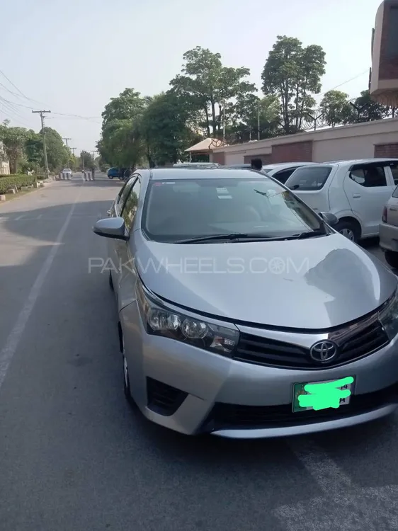 Toyota Corolla 2014 for Sale in Lahore Image-1