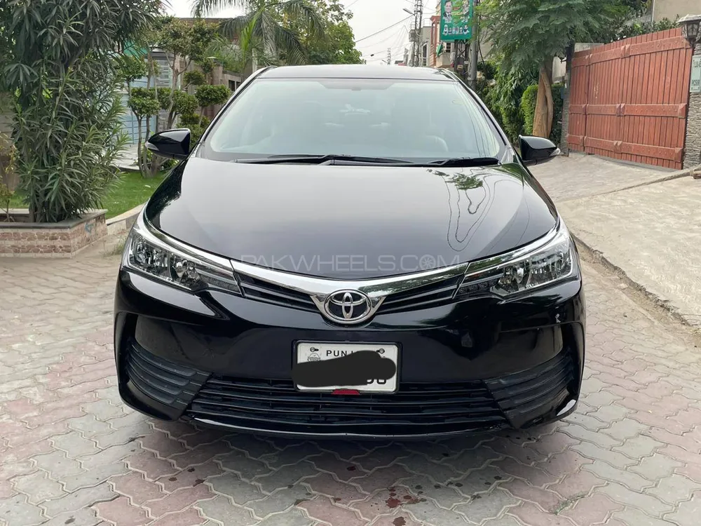 Toyota Corolla 2020 for Sale in Lahore Image-1