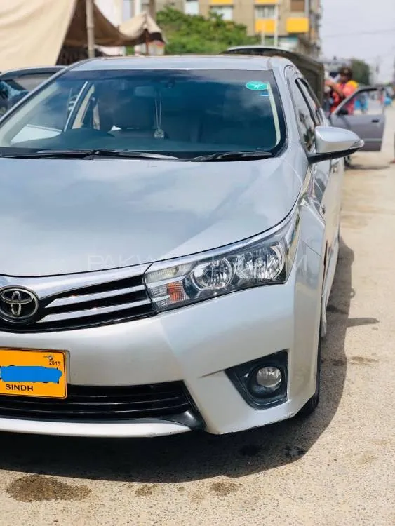 Toyota Corolla 2015 for Sale in Karachi Image-1