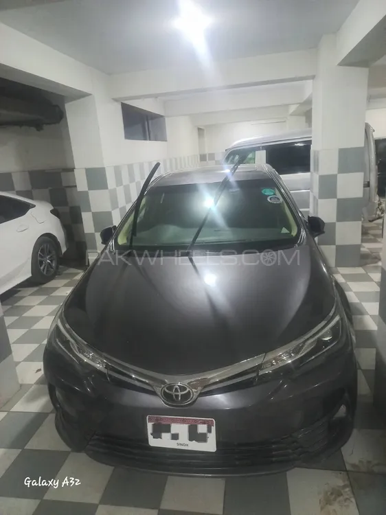 Toyota Corolla 2018 for Sale in Karachi Image-1