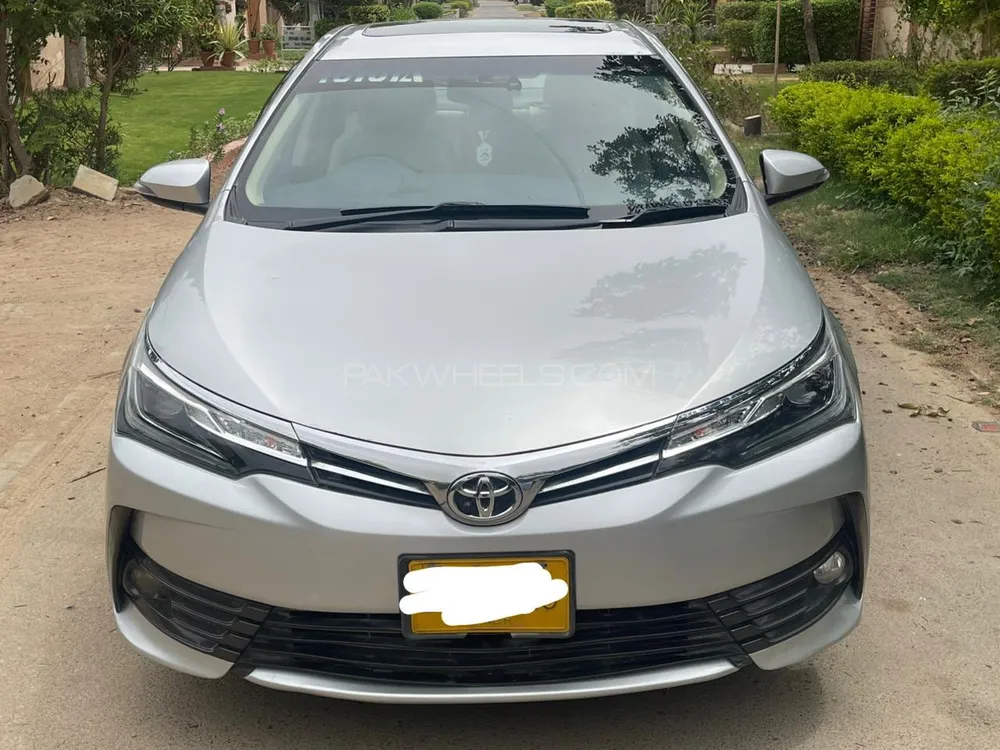 Toyota Corolla 2018 for Sale in Karachi Image-1