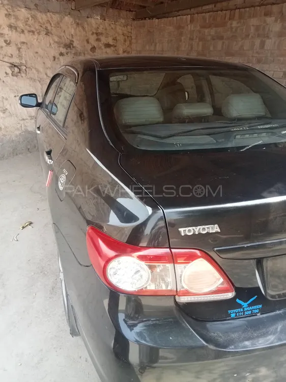 Toyota Corolla 2013 for Sale in Arifwala Image-1