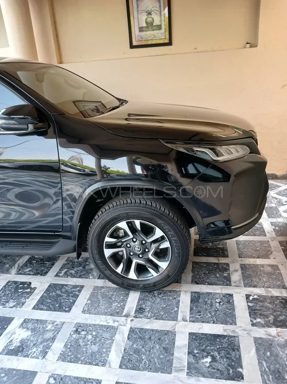 Toyota Fortuner 2023 for Sale in Lahore Image-1