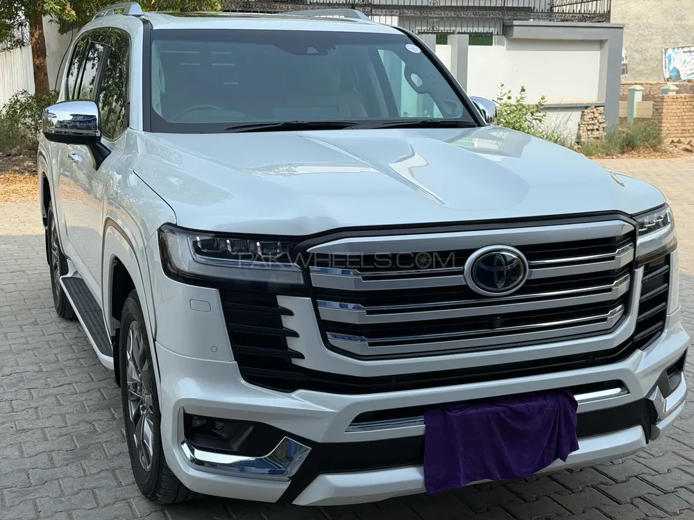 Toyota Land Cruiser 2022 for Sale in Mian Channu Image-1