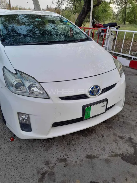 ٹویوٹا پریوس 2011 for Sale in اسلام آباد Image-1