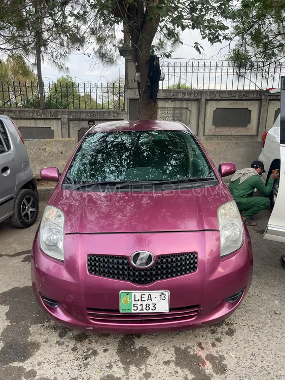 Toyota Vitz 2005 for Sale in Islamabad Image-1