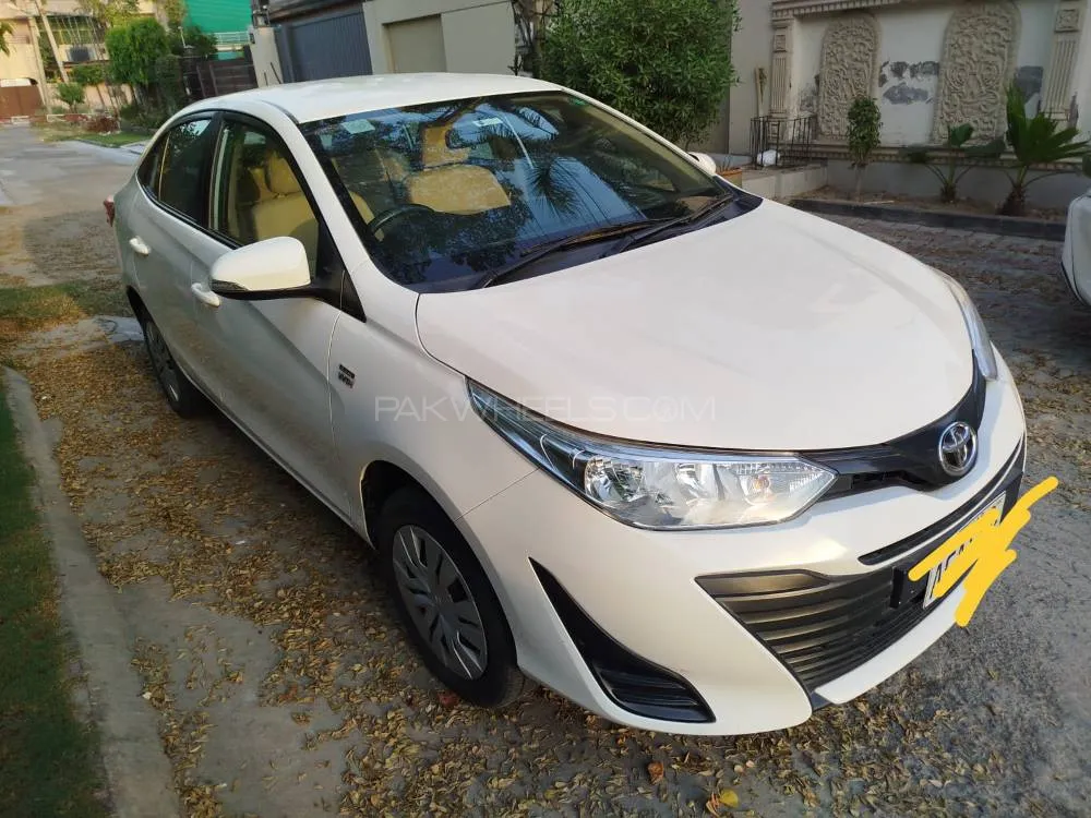 ٹویوٹا یارس سیڈان 2021 for Sale in لاہور Image-1