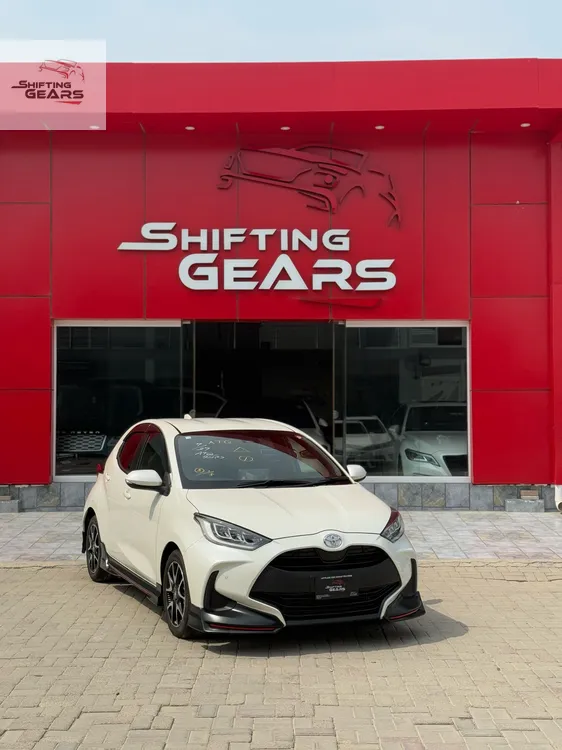 Toyota Yaris Hatchback 2020 for Sale in Islamabad Image-1