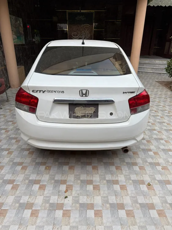 Honda City 2014 for Sale in Faisalabad Image-1