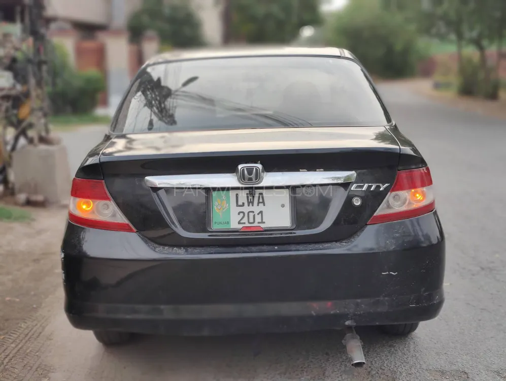Honda City 2005 for Sale in Lahore Image-1