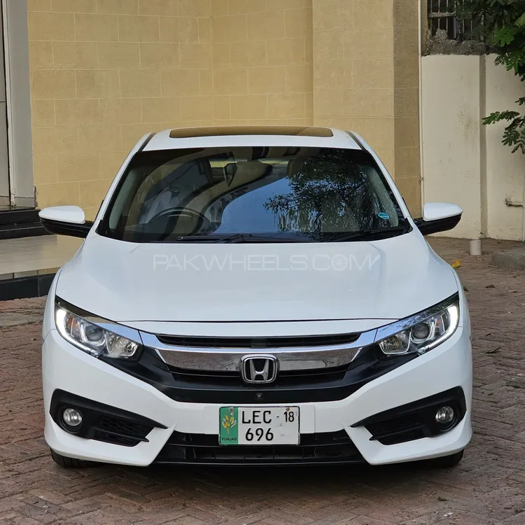 Honda Civic 2018 for Sale in Lahore Image-1