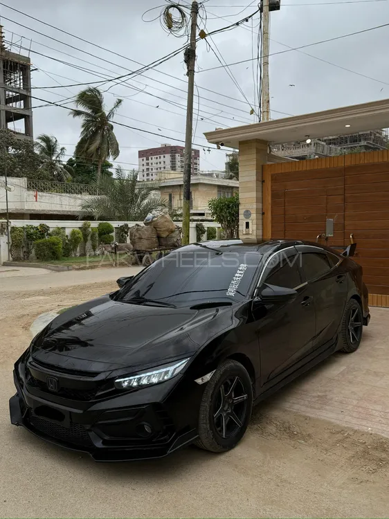 Honda Civic 2018 for Sale in Karachi Image-1