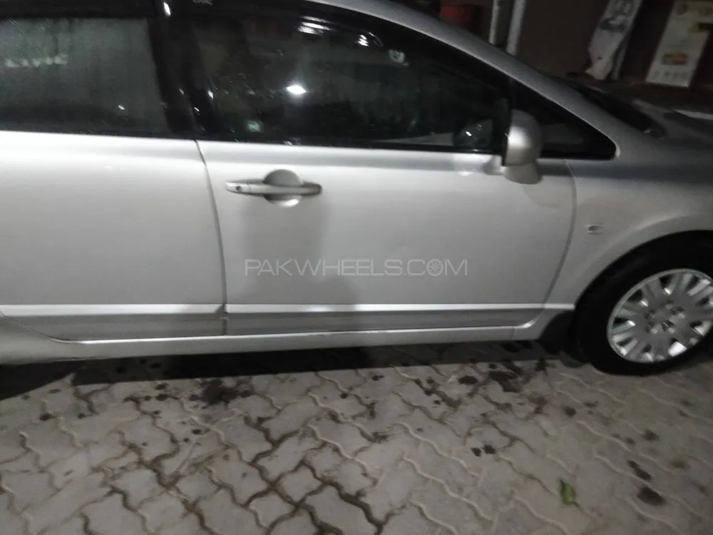 Honda Civic 2011 for Sale in Lahore Image-1