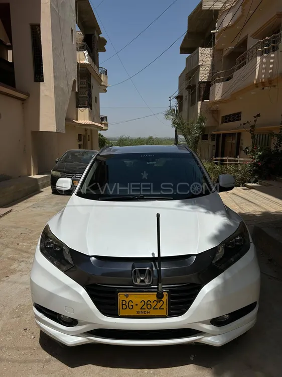 Honda Vezel 2015 for Sale in Hyderabad Image-1