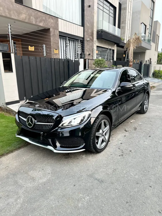 Mercedes Benz C Class 2018 for Sale in Lahore Image-1
