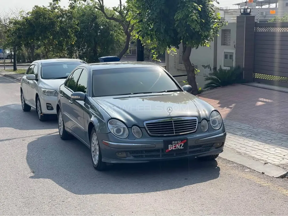Mercedes Benz E Class 2003 for Sale in Islamabad Image-1