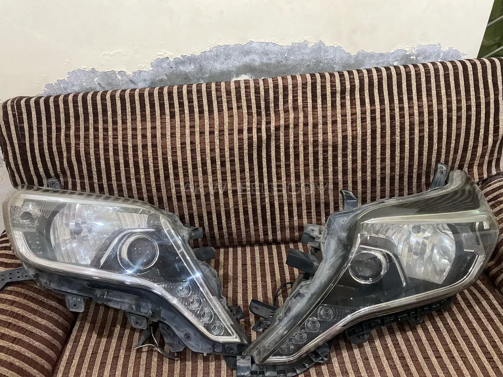 prado headlights Image-1