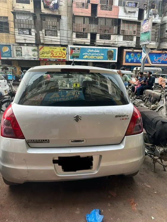 Suzuki Swift 2011 for Sale in Karachi Image-1