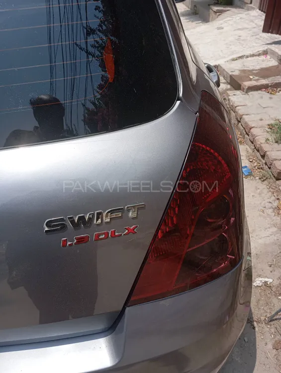 Suzuki Swift 2017 for Sale in Faisalabad Image-1